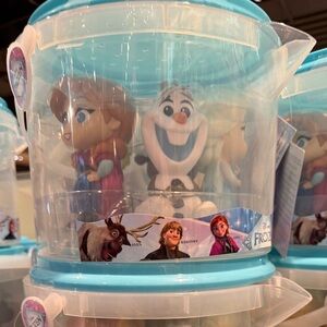 Disney Parks Frozen Bath Toy Set NWT Princess Elsa Anna Kristoff Olaf Sven